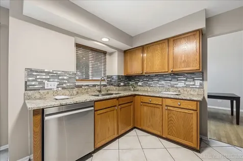 2712 Stockton Road Naperville IL 60564