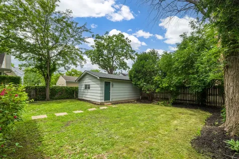 547 Melrose Avenue Kenilworth IL 60043