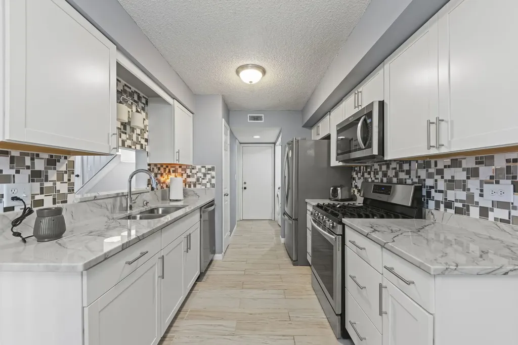 342 Redwing Drive Bolingbrook IL 60440