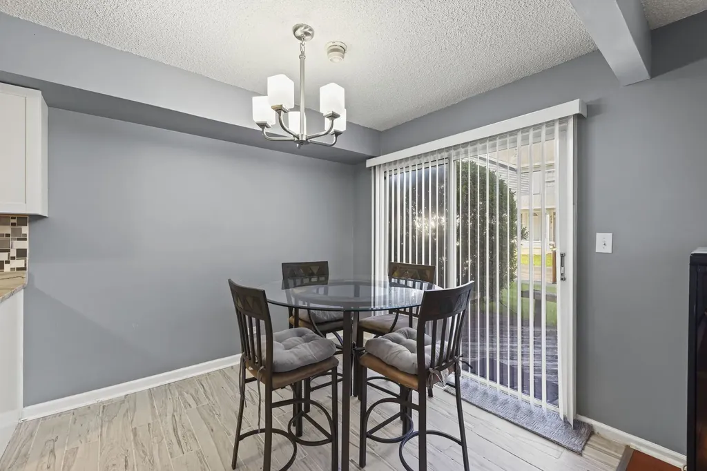 342 Redwing Drive Bolingbrook IL 60440