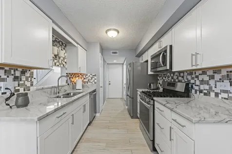 342 Redwing Drive Bolingbrook IL 60440