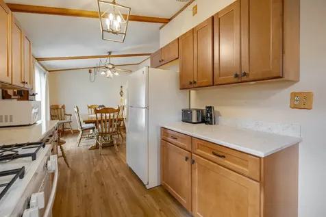14413 Pleasant Valley Road Woodstock IL 60098