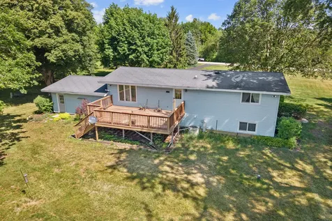14413 Pleasant Valley Road Woodstock IL 60098