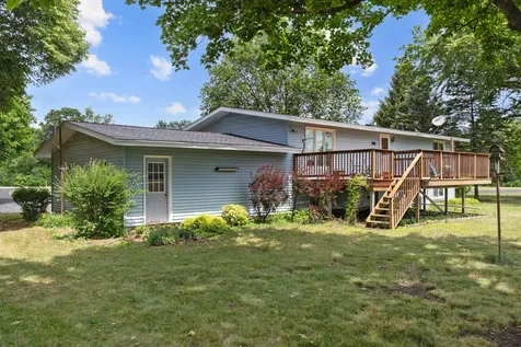 14413 Pleasant Valley Road Woodstock IL 60098