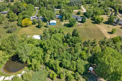 14413 Pleasant Valley Road Woodstock IL 60098