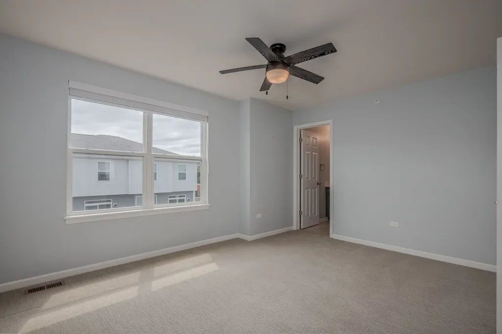 3S629 Camden Street Warrenville IL 60555