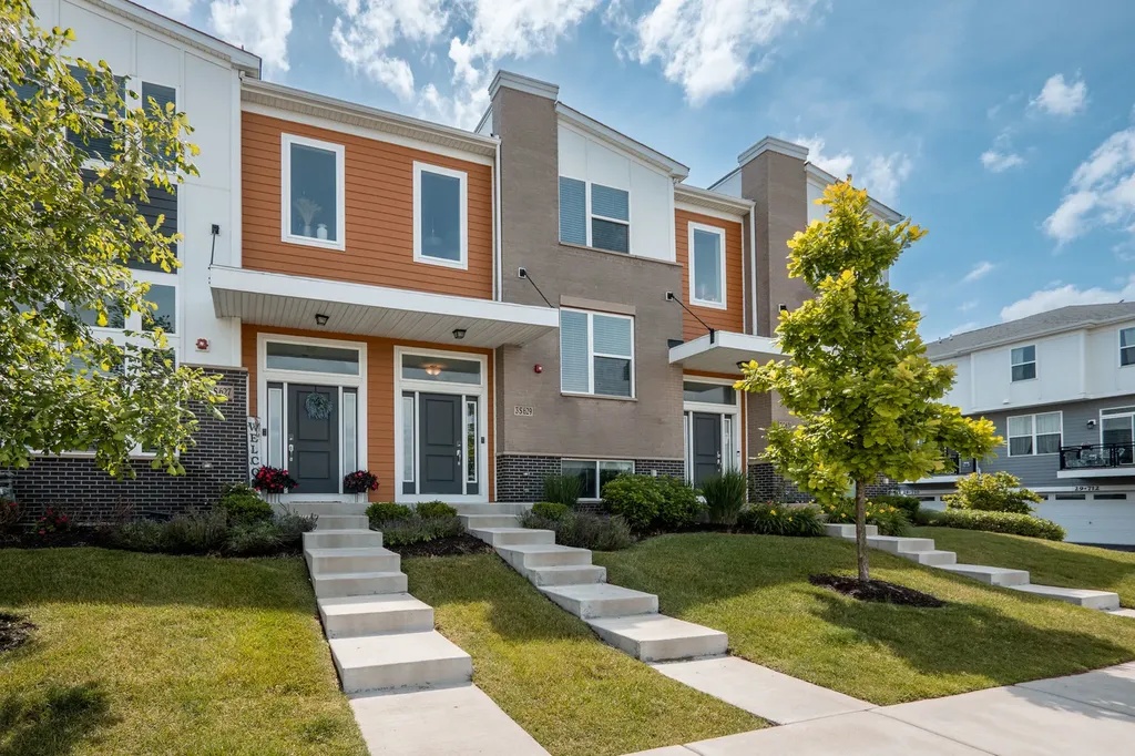 3S629 Camden Street Warrenville IL 60555