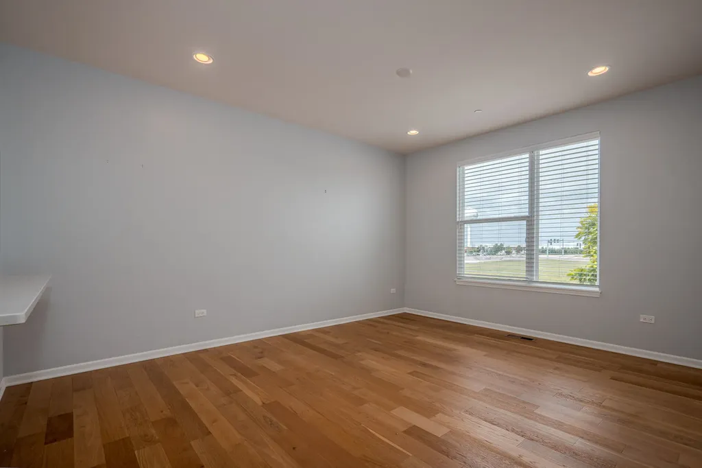 3S629 Camden Street Warrenville IL 60555