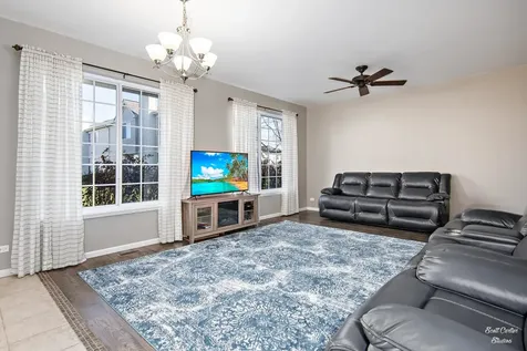 5521 Wildspring Drive Lake In The Hills IL 60156