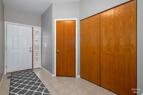 5521 Wildspring Drive Lake In The Hills IL 60156