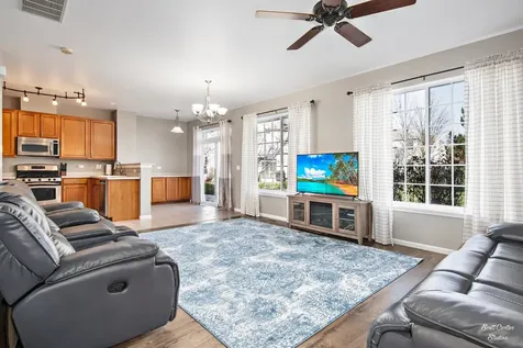 5521 Wildspring Drive Lake In The Hills IL 60156