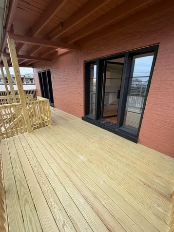 4886 North Hermitage Avenue Chicago IL 60640