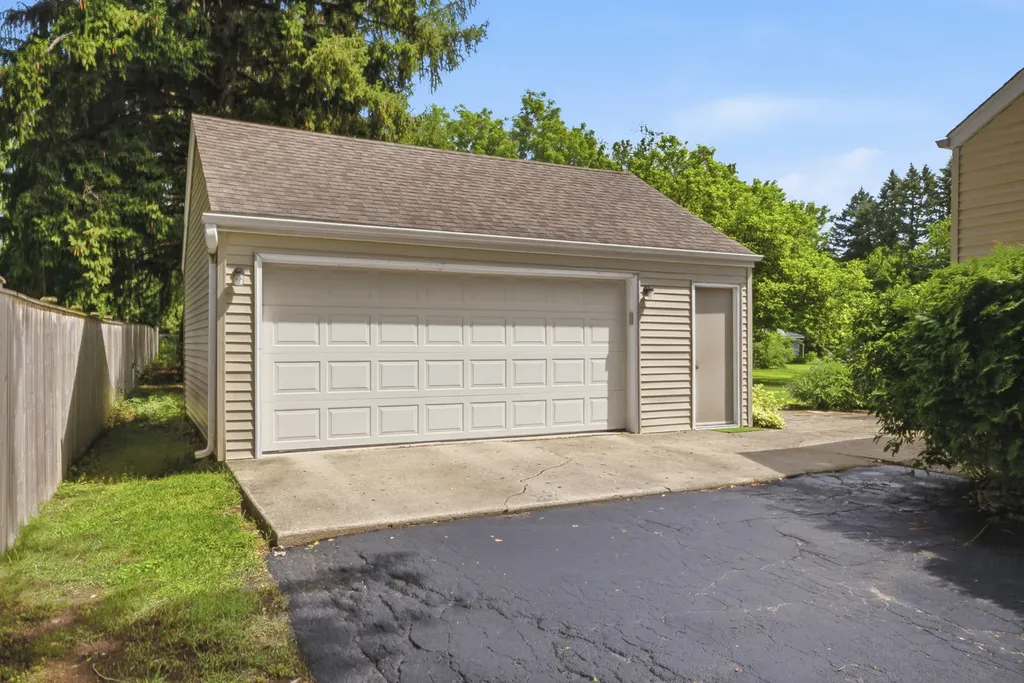 27W270 Sunnyside Avenue Winfield IL 60190
