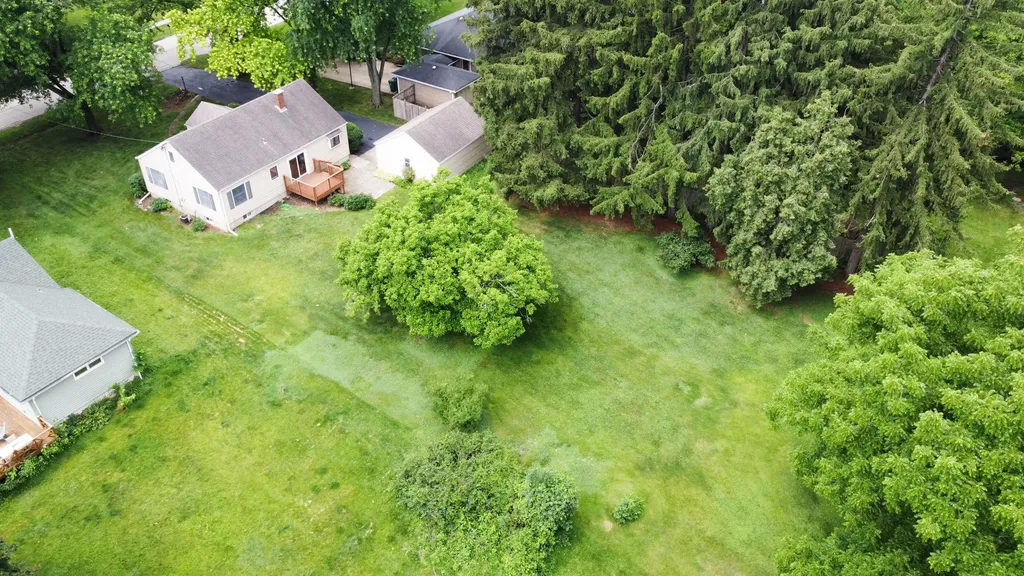 27W270 Sunnyside Avenue Winfield IL 60190