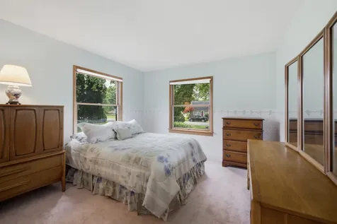 27W270 Sunnyside Avenue Winfield IL 60190