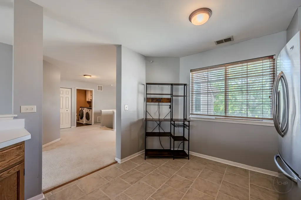 1136 East Cambria South Lane Lombard IL 60148