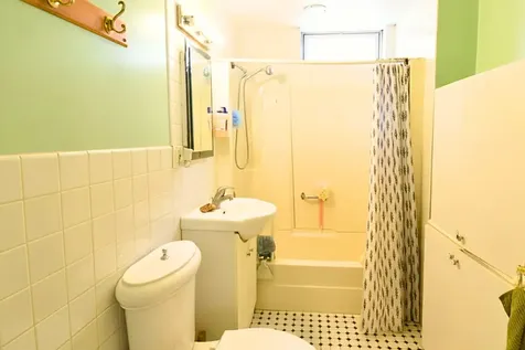 4945 West Waveland Avenue Chicago IL 60641