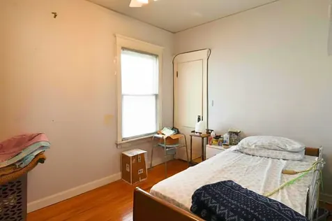 4945 West Waveland Avenue Chicago IL 60641