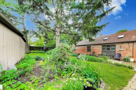 520 South Edgewood Avenue La Grange IL 60525