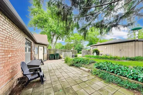 520 South Edgewood Avenue La Grange IL 60525