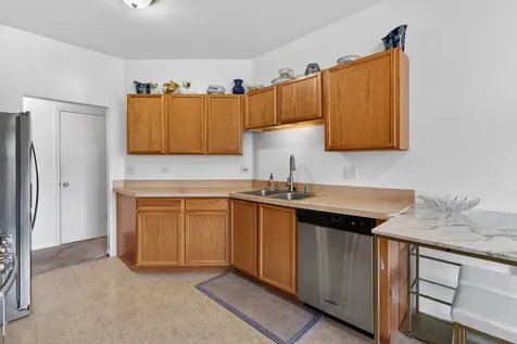 1933 Misty Ridge Lane Aurora IL 60503