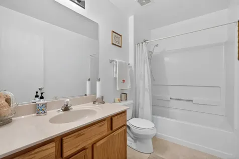 1933 Misty Ridge Lane Aurora IL 60503