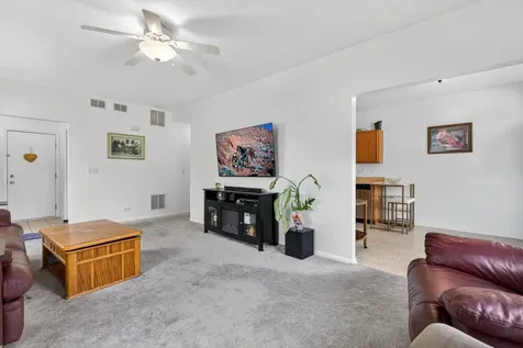 1933 Misty Ridge Lane Aurora IL 60503