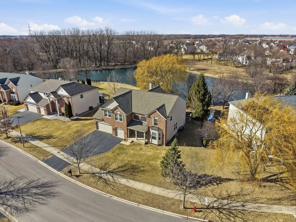 12312 Blue Iris Lane Plainfield IL 60585