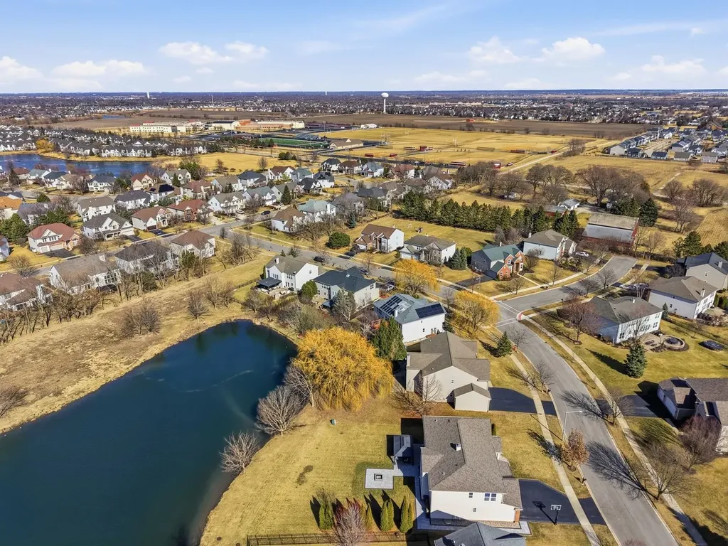 12312 Blue Iris Lane Plainfield IL 60585