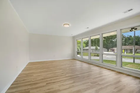102 Nashua Street Park Forest IL 60466