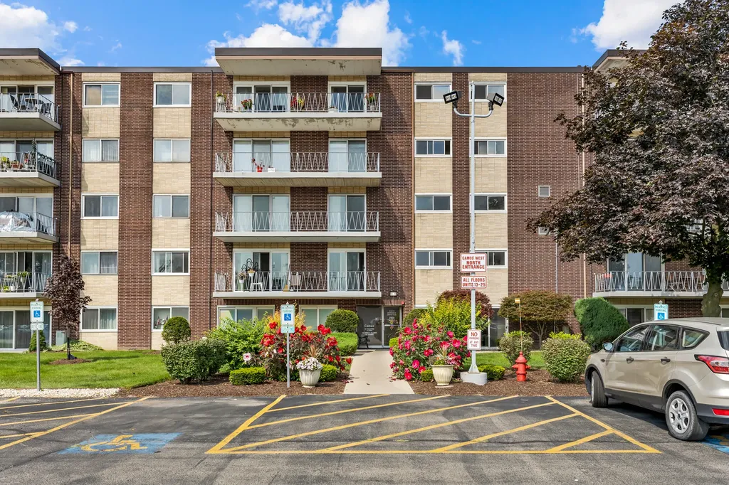 2900 Maple Avenue Downers Grove IL 60515