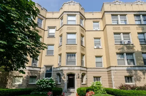 407 South East Avenue Oak Park IL 60302
