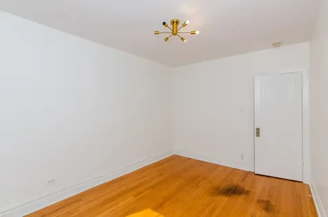 407 South East Avenue Oak Park IL 60302