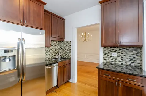 407 South East Avenue Oak Park IL 60302