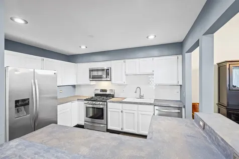 754 Ripple Brook Lane Elgin IL 60120