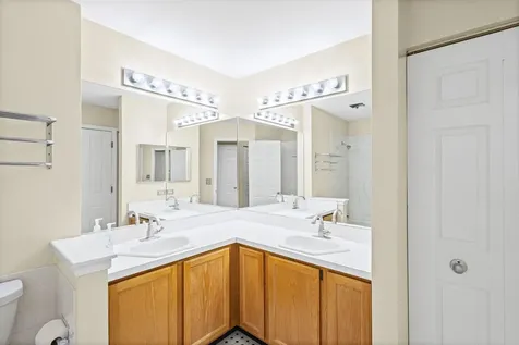 754 Ripple Brook Lane Elgin IL 60120