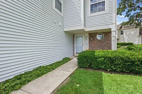 754 Ripple Brook Lane Elgin IL 60120