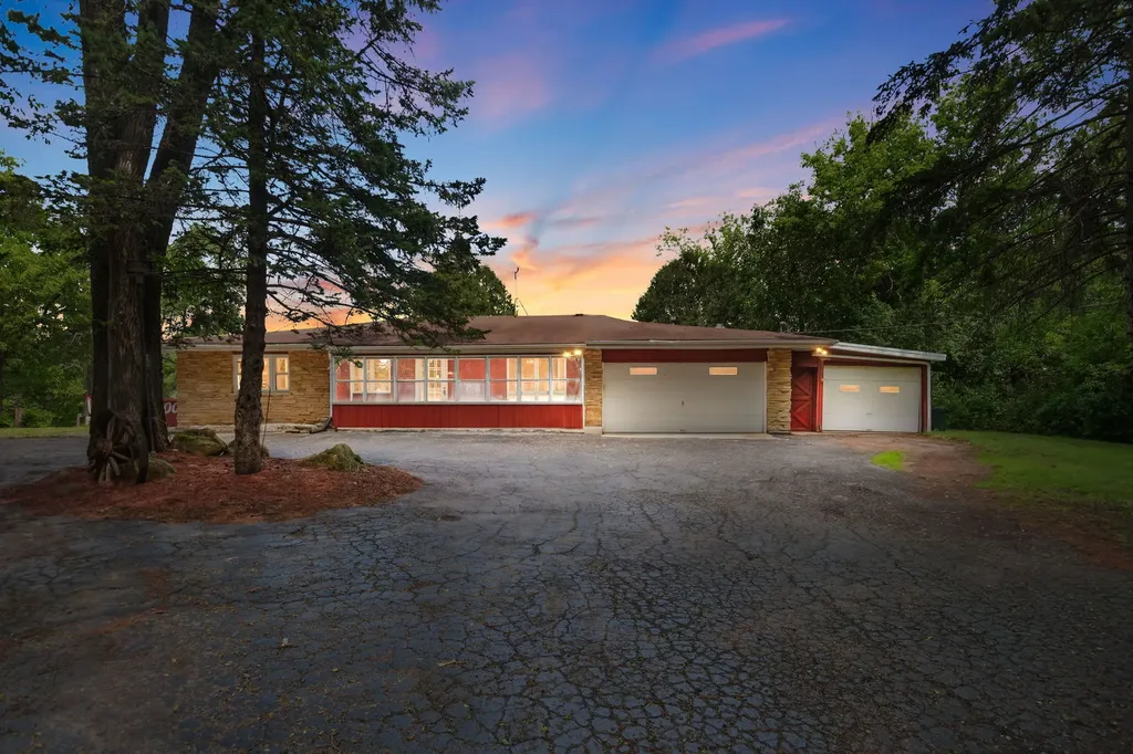 26456 West Laurel Avenue Wauconda IL 60084