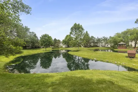 736 N Gary Avenue Carol Stream IL 60188