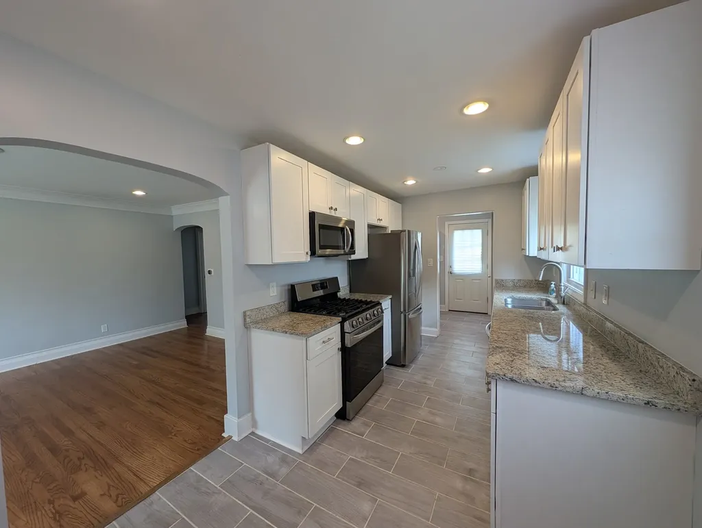 4334 Washington Street Downers Grove IL 60515