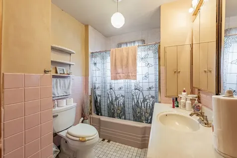 1317 Seeley Avenue Ford Heights IL 60411