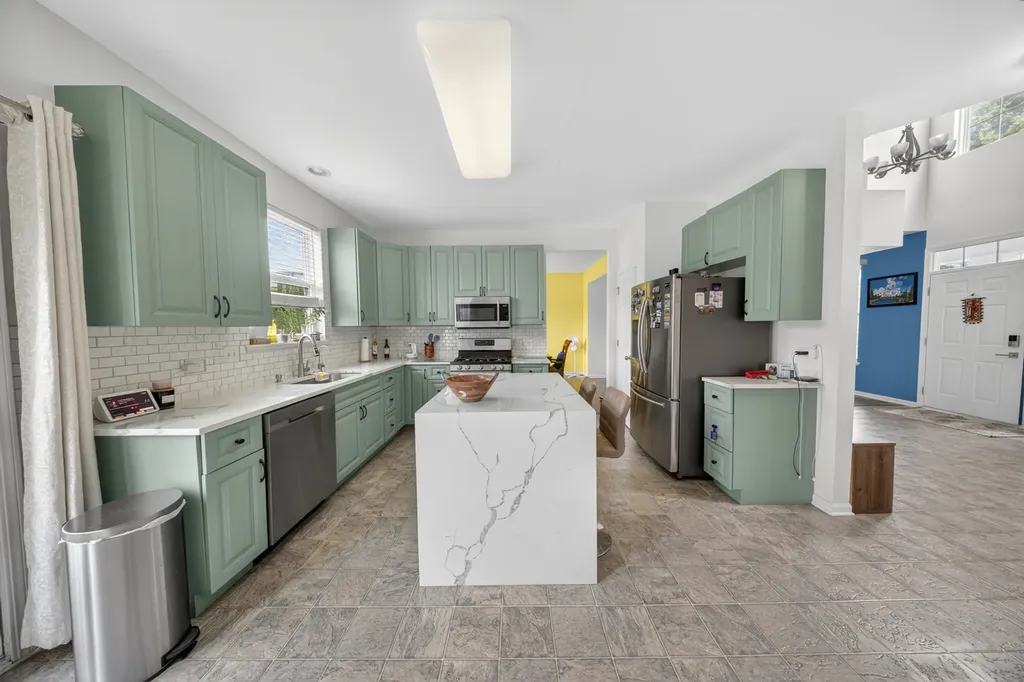 2661 Buckland Drive Aurora IL 60503