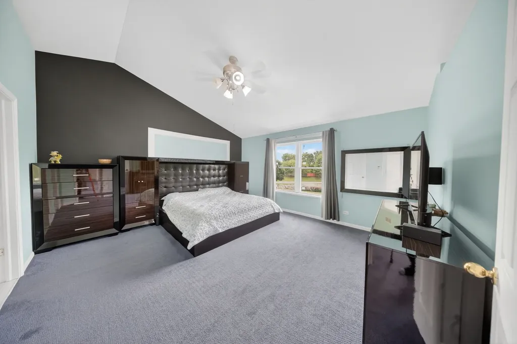 2661 Buckland Drive Aurora IL 60503