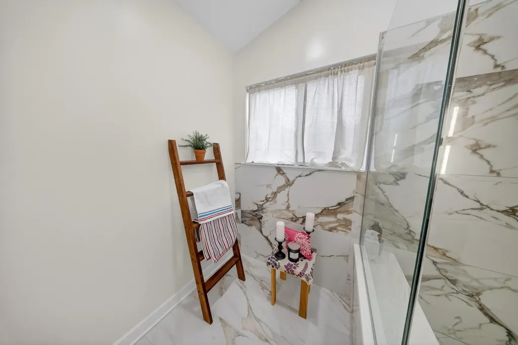 2661 Buckland Drive Aurora IL 60503