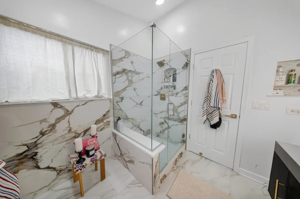 2661 Buckland Drive Aurora IL 60503