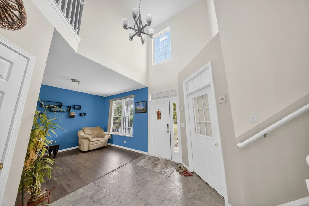 2661 Buckland Drive Aurora IL 60503