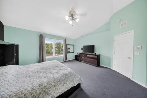 2661 Buckland Drive Aurora IL 60503