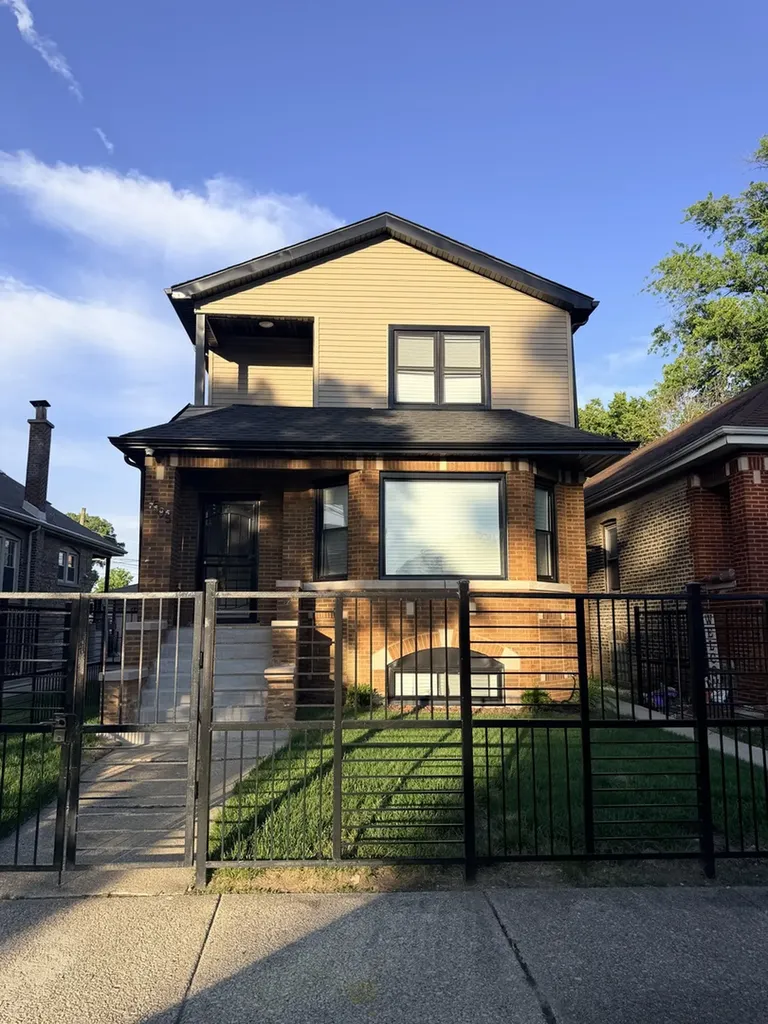 7505 South Wolcott Avenue Chicago IL 60620