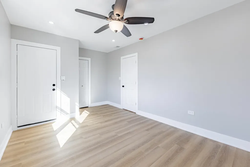 7505 South Wolcott Avenue Chicago IL 60620