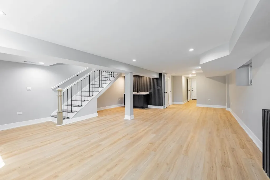 7505 South Wolcott Avenue Chicago IL 60620
